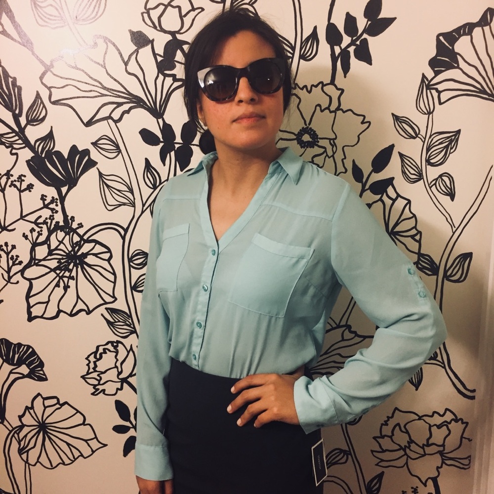 *Last Day 9/13* Express Portofino Shirt Mint